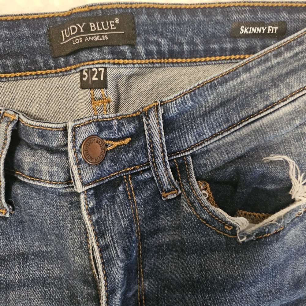 Judy Blue Women's Skinny Jeans Distressed‎ 5/27 - Picture 4 of 10
